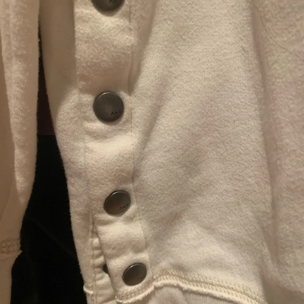 A&F sweatshirt - Picture 2 of 3